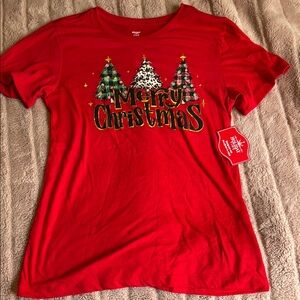 Red Merry Christmas T-Shirt Holiday Time NWT(size S)